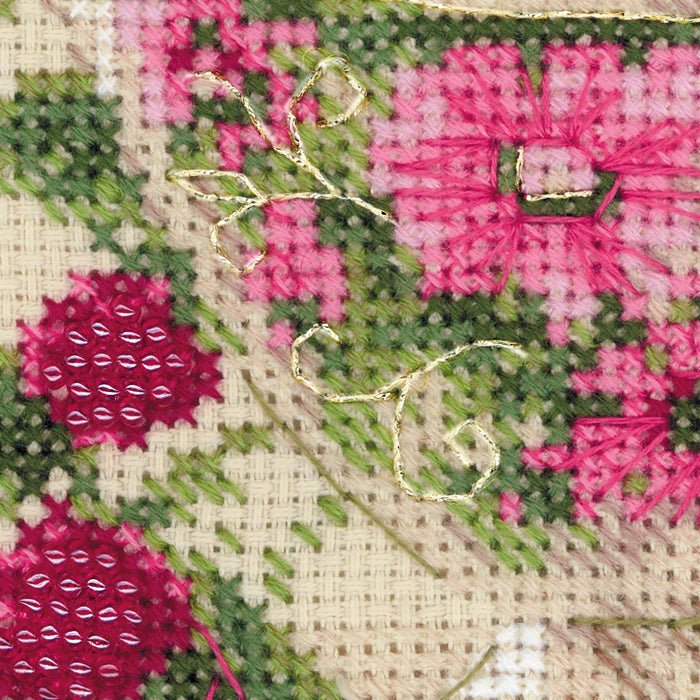 רקמה על בד גבינה - Raspberry Tea