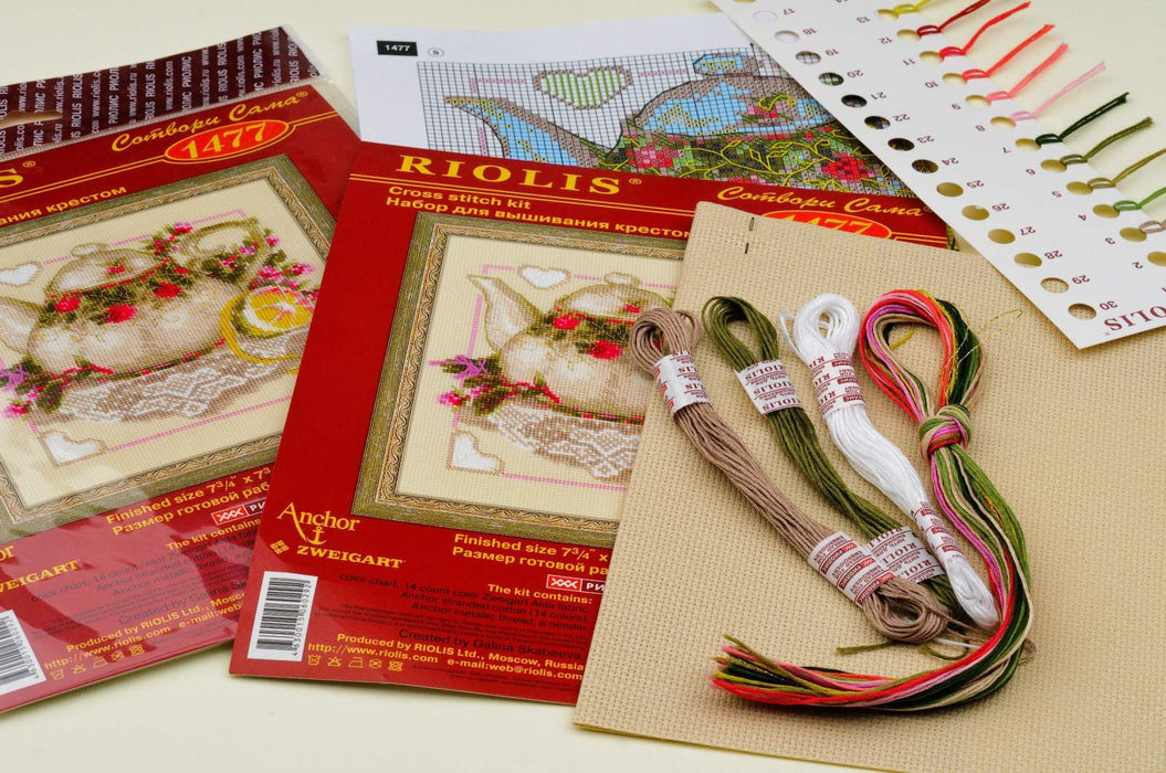 רקמה על בד גבינה - Tea With Lemon