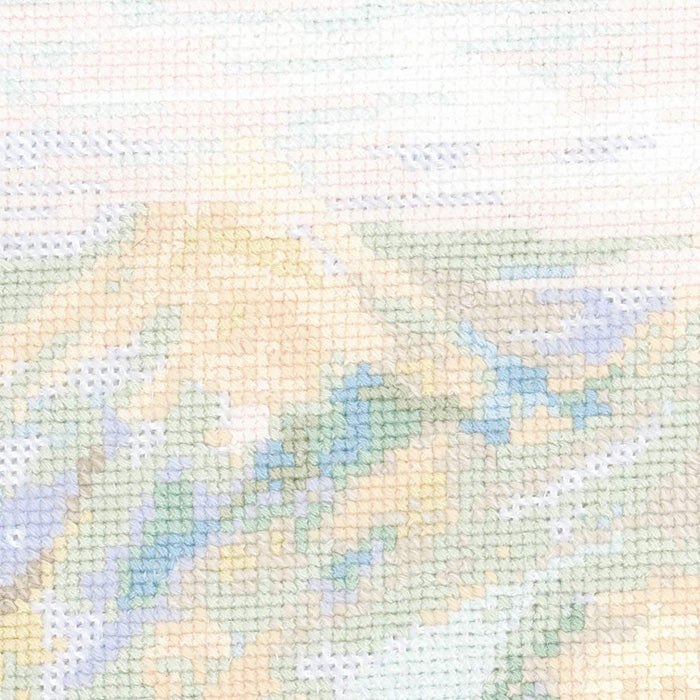 רקמה על בד גבינה - Mountain River