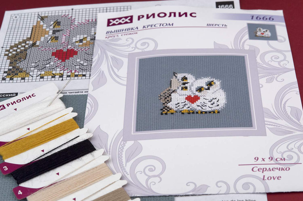 רקמה על בד גבינה - Love