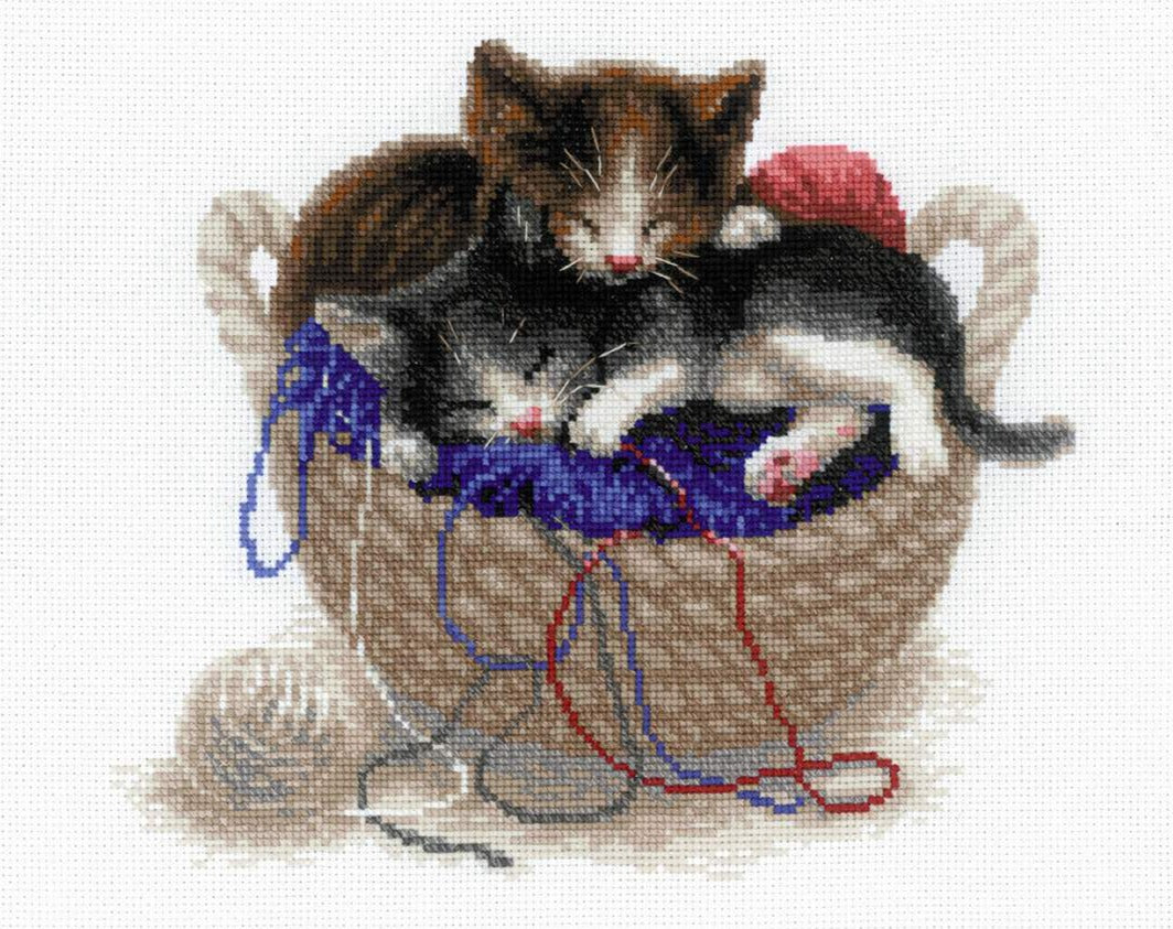רקמה על בד גבינה - Kittens In A Basket