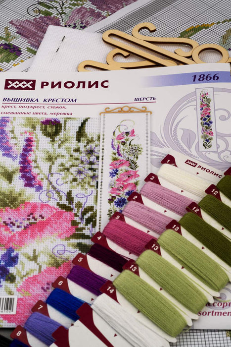 רקמה על בד גבינה - Flower Assortment