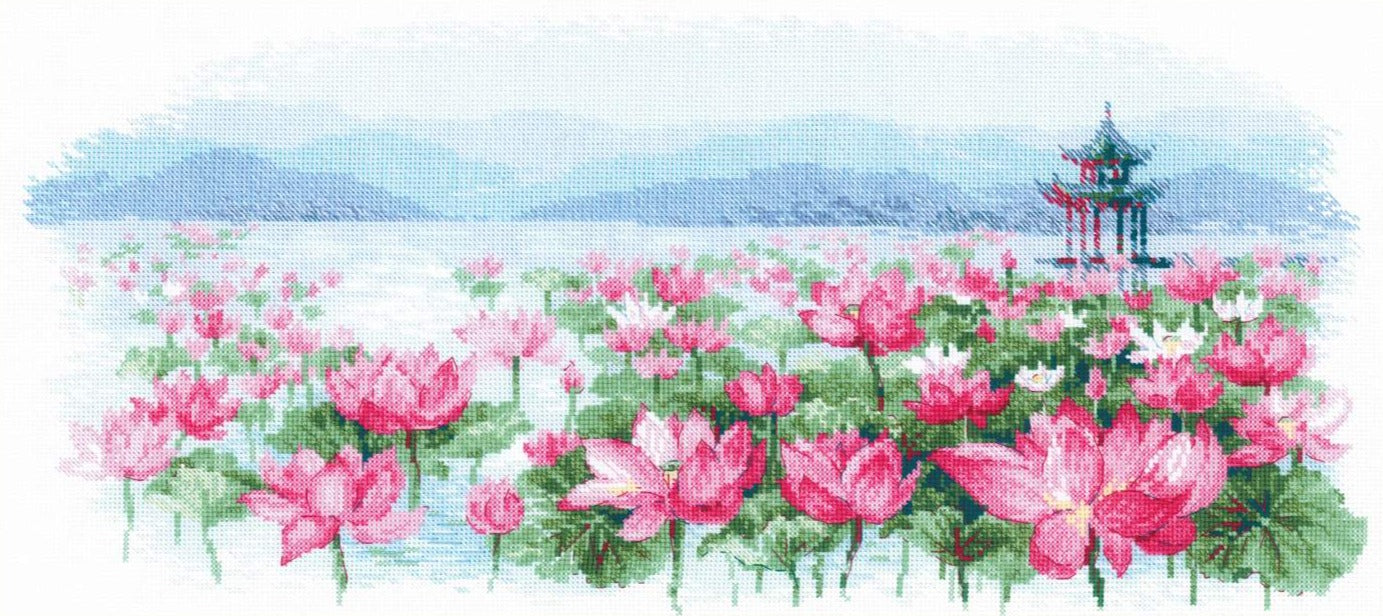 רקמה על בד גבינה - Lotus Field. Pagoda on the Water