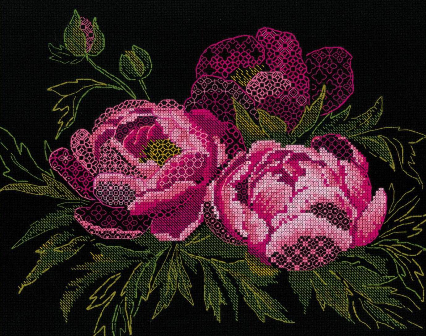 רקמה על בד גבינה - Lace Peonies