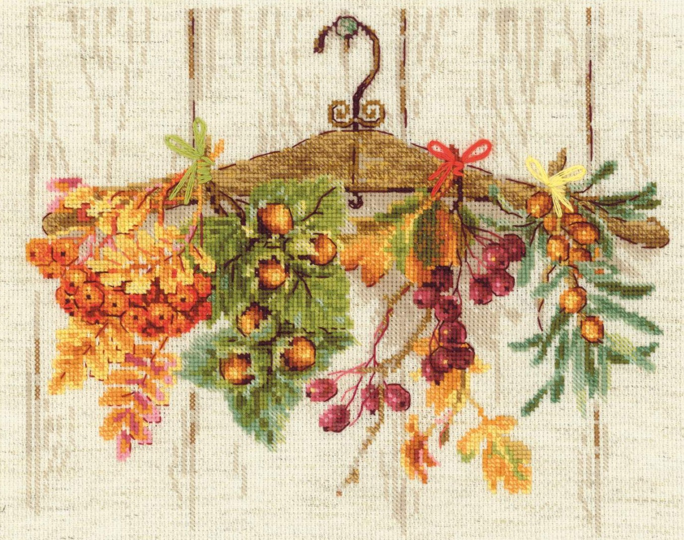 רקמה על בד גבינה - Gifts of Autumn