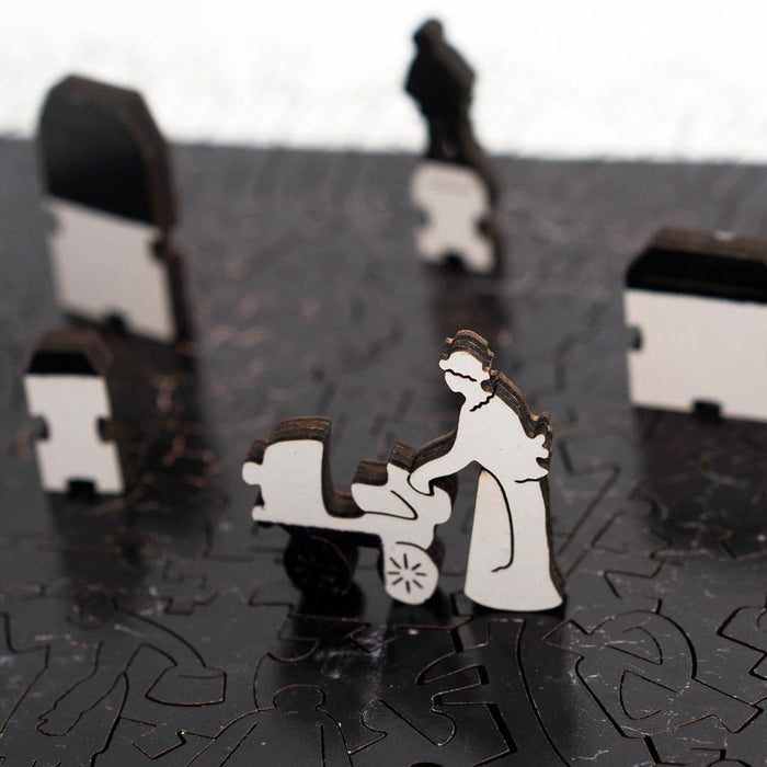 פאזל בצורות מיוחדות - Black suprematist square