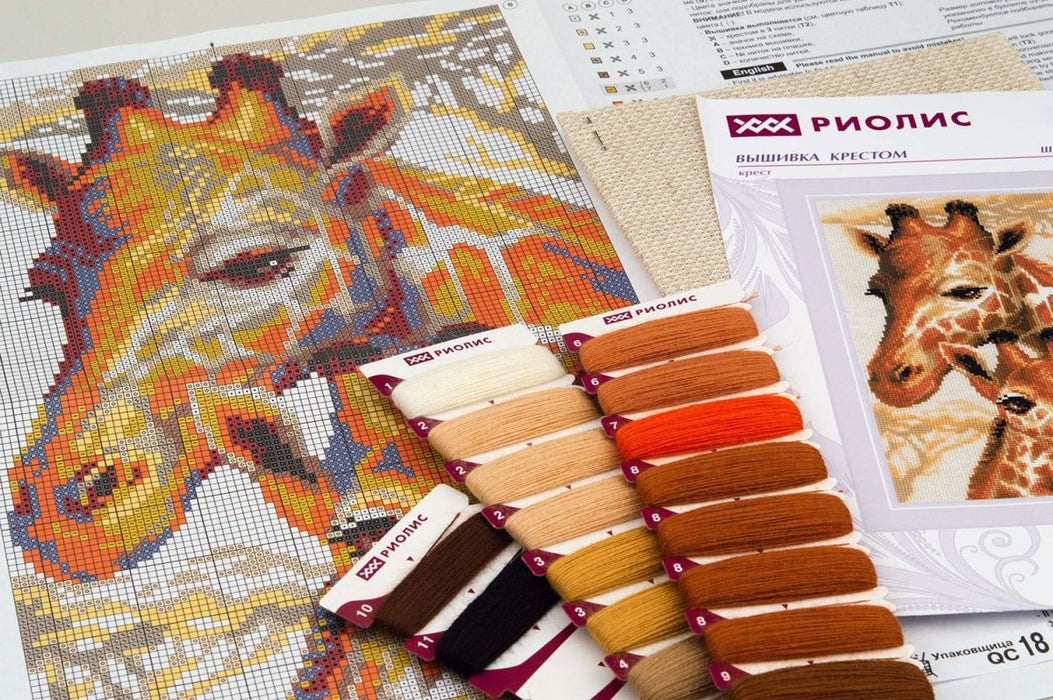 רקמה על בד גבינה - ג'ירפות