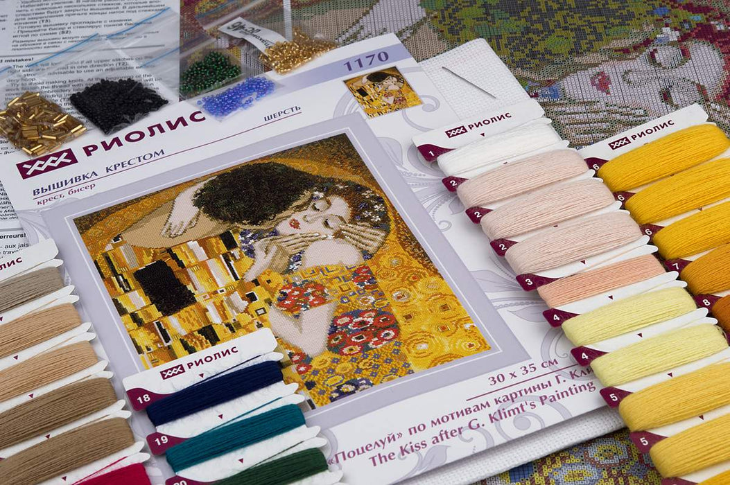 רקמה על בד גבינה - הנשיקה, גוסטב קלימט