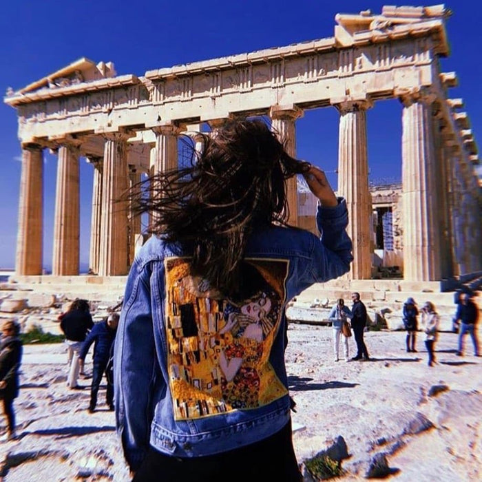 רקמה על בד גבינה - הנשיקה, גוסטב קלימט