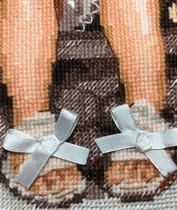 רקמה על בד גבינה - שן מתוקה