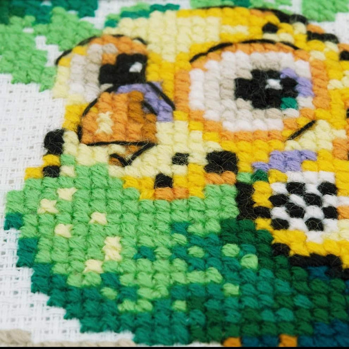 רקמה על בד גבינה - תוכי קטן