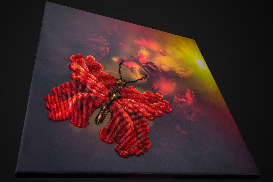 רקמת חרוזים - פרפרים פרחוניים