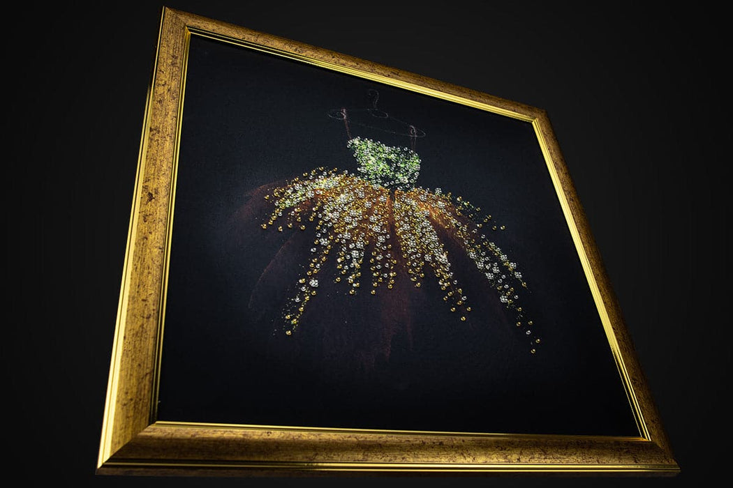 רקמת חרוזים - שמלת זהב