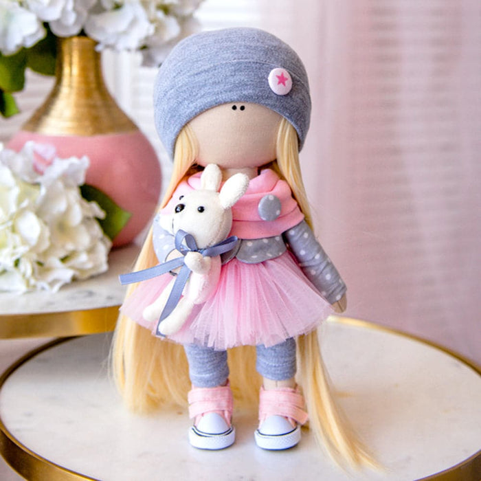 ערכת תפירה - בובה אמה, 28 ס״מ