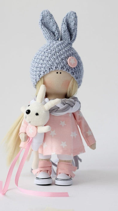 תפירת בובה - בובה באני, 22 ס״מ