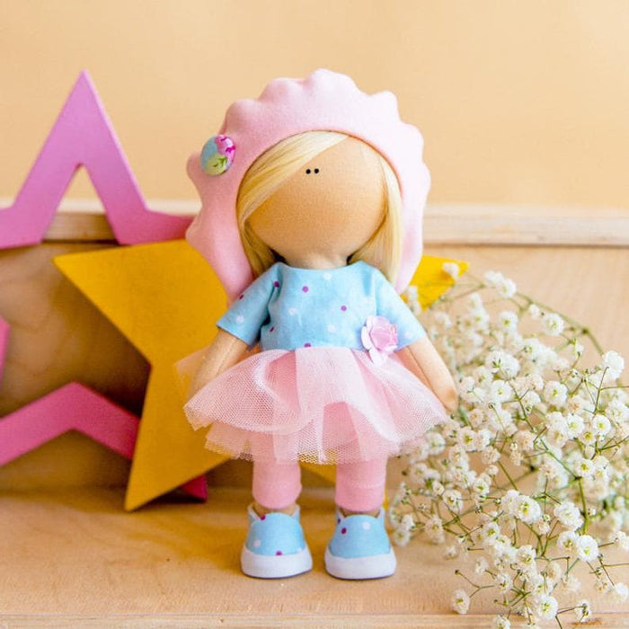 תפירת בובה - בובה בטי, 19 ס״מ