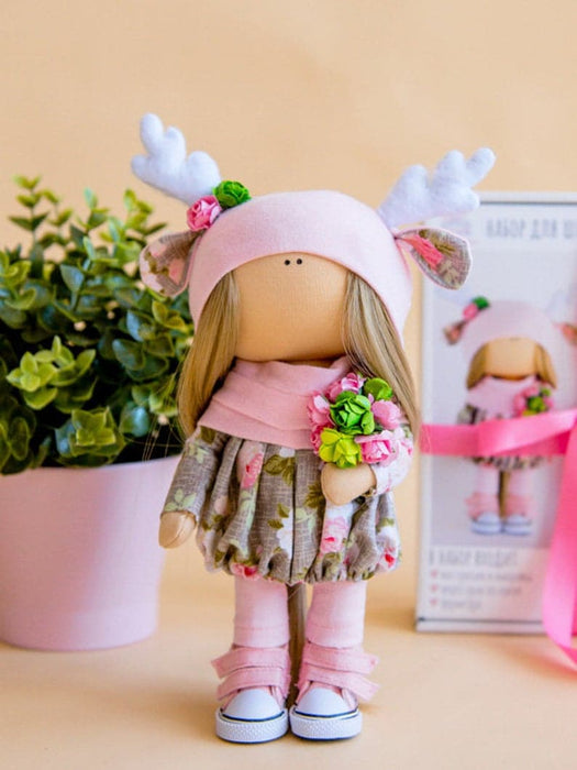 תפירת בובה - בובה דיאנה, 23 ס״מ