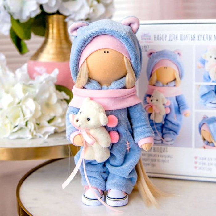 תפירת בובה - בובה מישל, 23 ס״מ