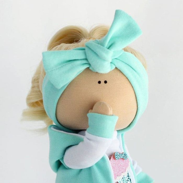 תפירת בובה - בובה ויקי, 24 ס״מ