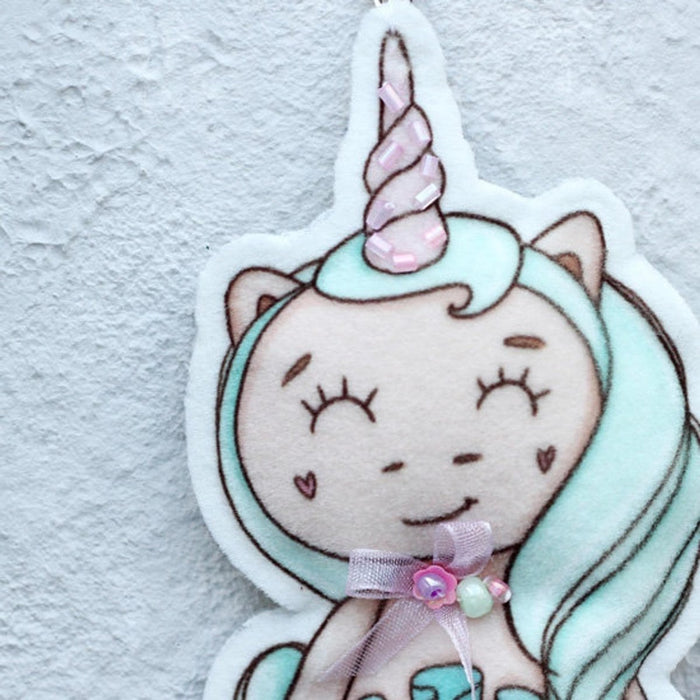 ערכת תפירה - חד קרן (סיכה או מחזיק מפתחות)