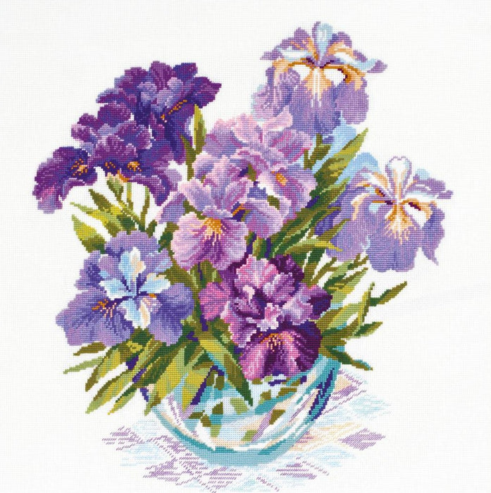 רקמה על בד גבינה - Irises in Vase