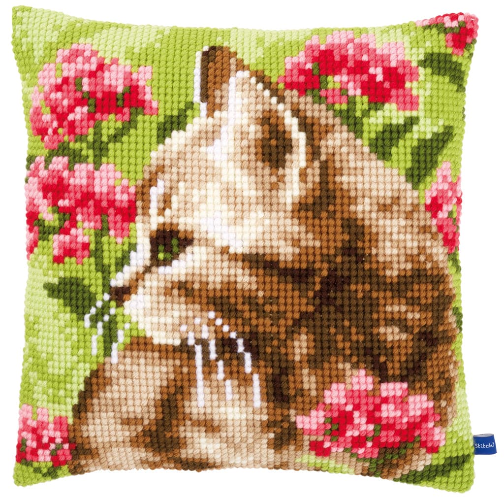 הכנת תמונת צמר או כרית - חתול בשדה פרחים
