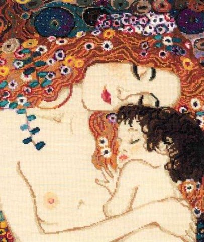 רקמה על בד גבינה - Motherly Love after G. Klimt`s Painting